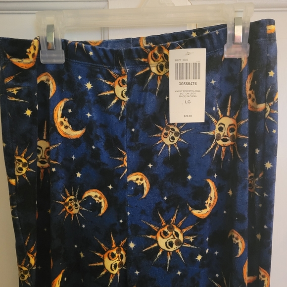 Celestial Bellbottom Legging - Picture 4 of 6